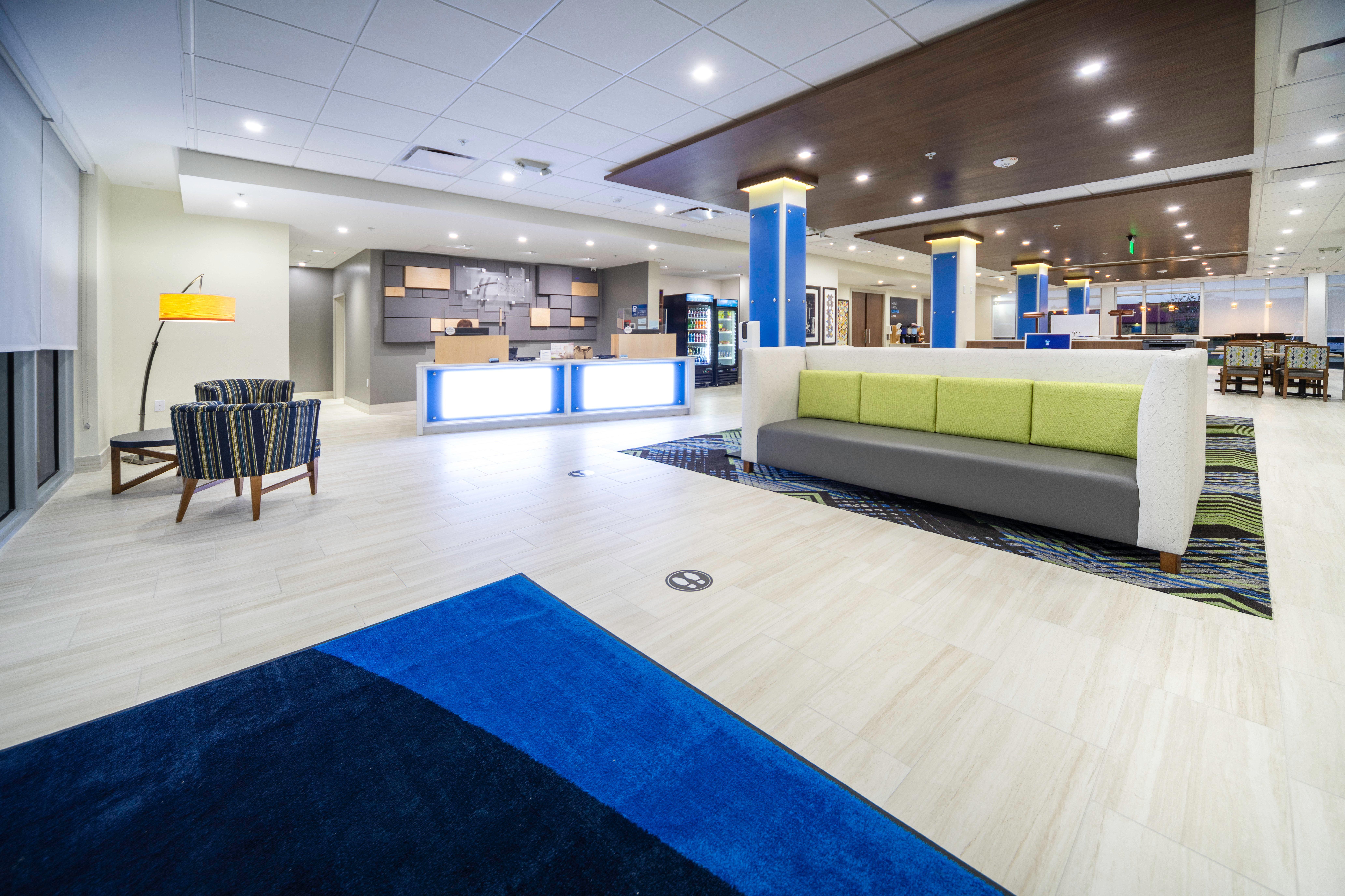 Holiday Inn Express & Suites - Fort Myers Airport By Ihg Bagian luar foto